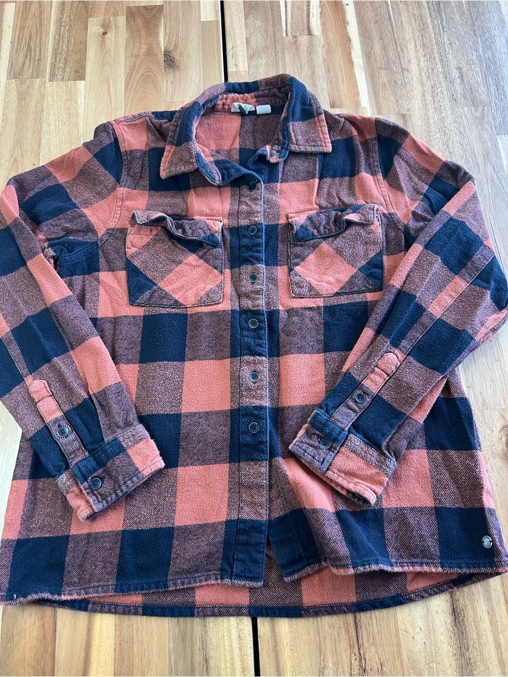 Roxy Burnt Orange & Black Buffalo Plaid Flannel shirt Women’s Small
